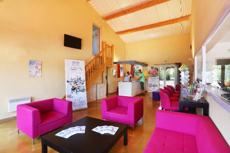 Residence Nemea Les Portes Des Cevennes Sauve Exterior photo